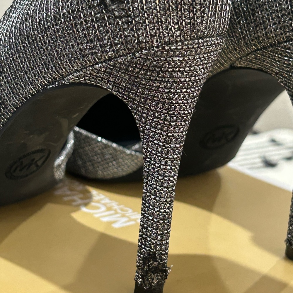 MICHAEL Michael Kors Lucille Flex D’orsay Textile Silver Stilettos - Picture 15 of 16